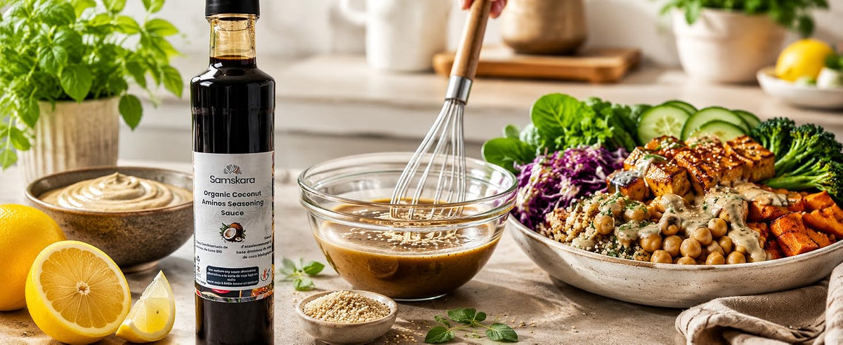 Aliño vegetal con aminos de coco, tahini y limón para recetas plant-based