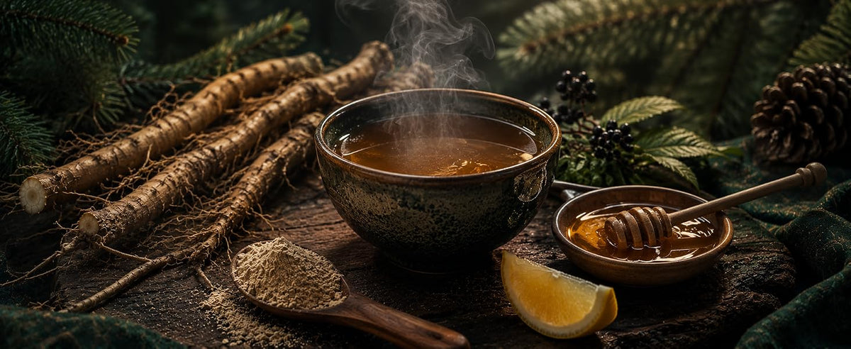 Infusión de raíz de ginseng siberiano con miel o limón, el té de raíz de los pueblos de la taiga