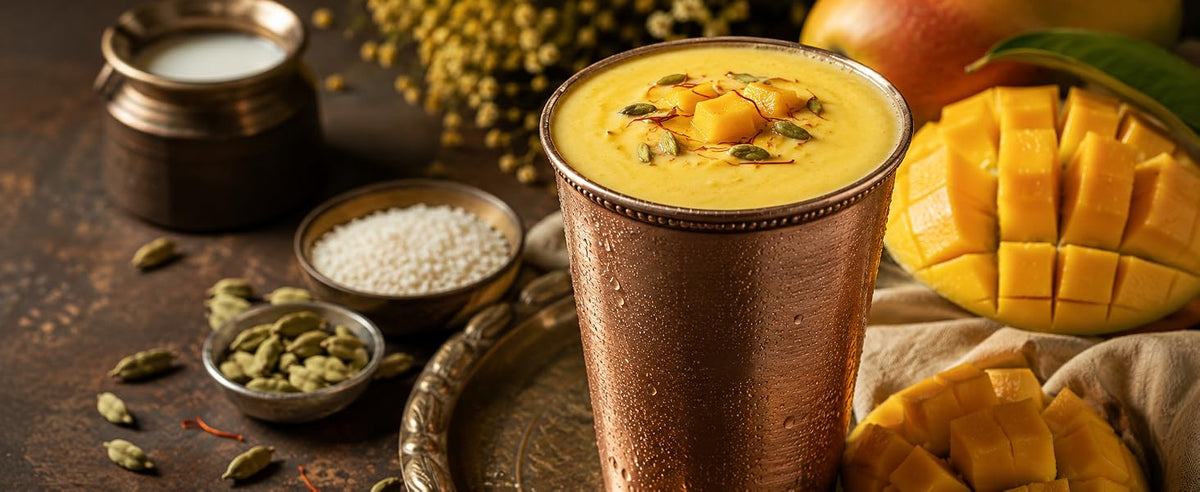 Lassi de mango con proteína de arroz, yogur de coco y cardamomo